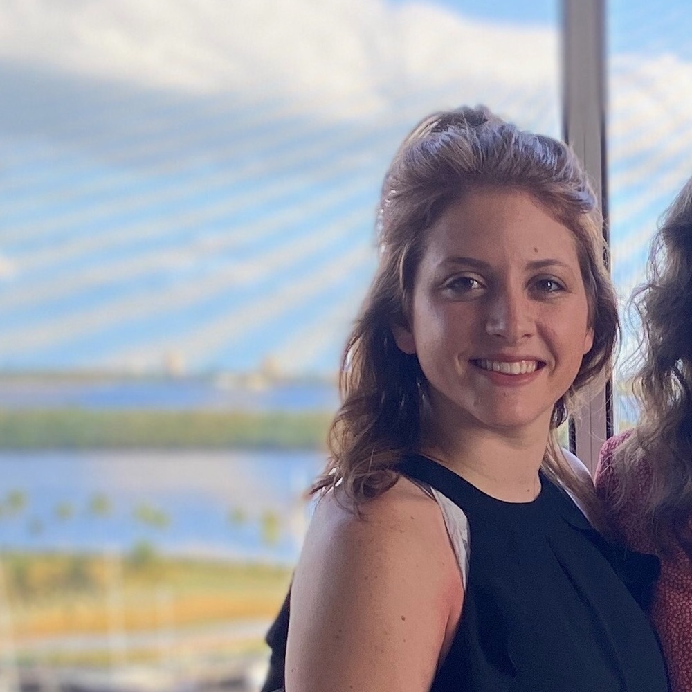 Meet your Posher, Emma